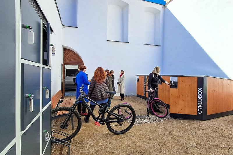 Úschovna kol a zavazadel Turnov